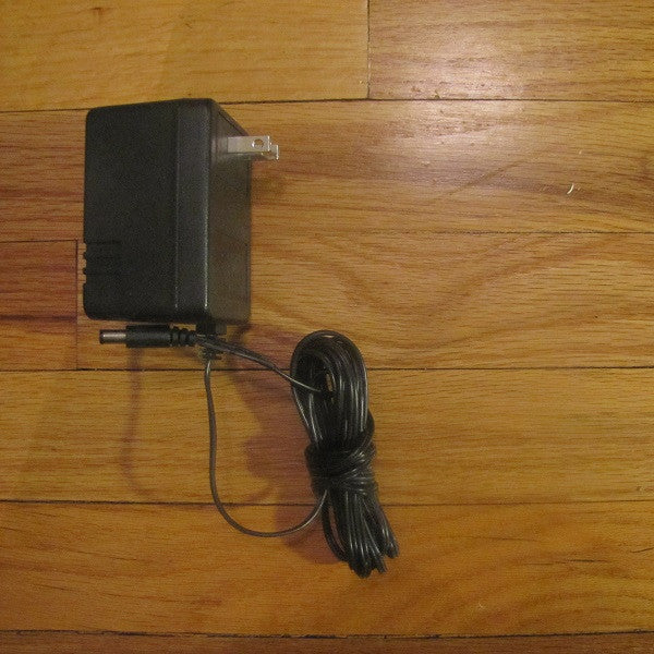 Octane Q35 AC Adaptor